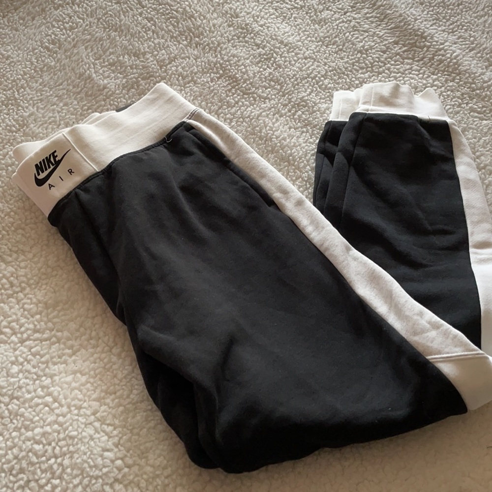 Nike Air high waisted joggers standard fit black, grey & white